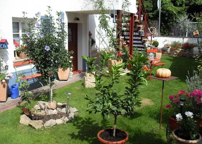 Loblocher Max Und Moritz * Neustadt an der Weinstraße